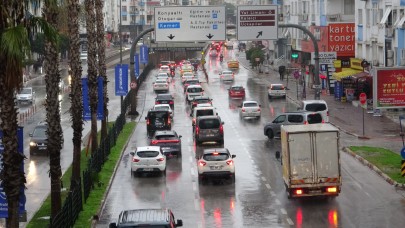 Meteroloji Uyardı: Antalya’da Sağanak Bekleniyor!