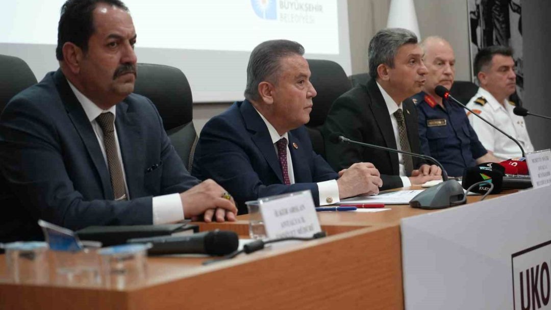 Antalyalıların Beklediği Proje Başlıyor! Antalya’da 4. Raylı Sistem Yolda, Havalimanında Slot Rekoru Kırılıyor