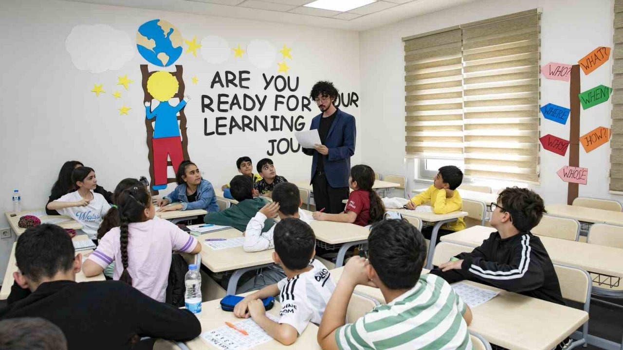 İngilizce konuşma kulübü ’Hello Mersin’ yaygınlaşıyor