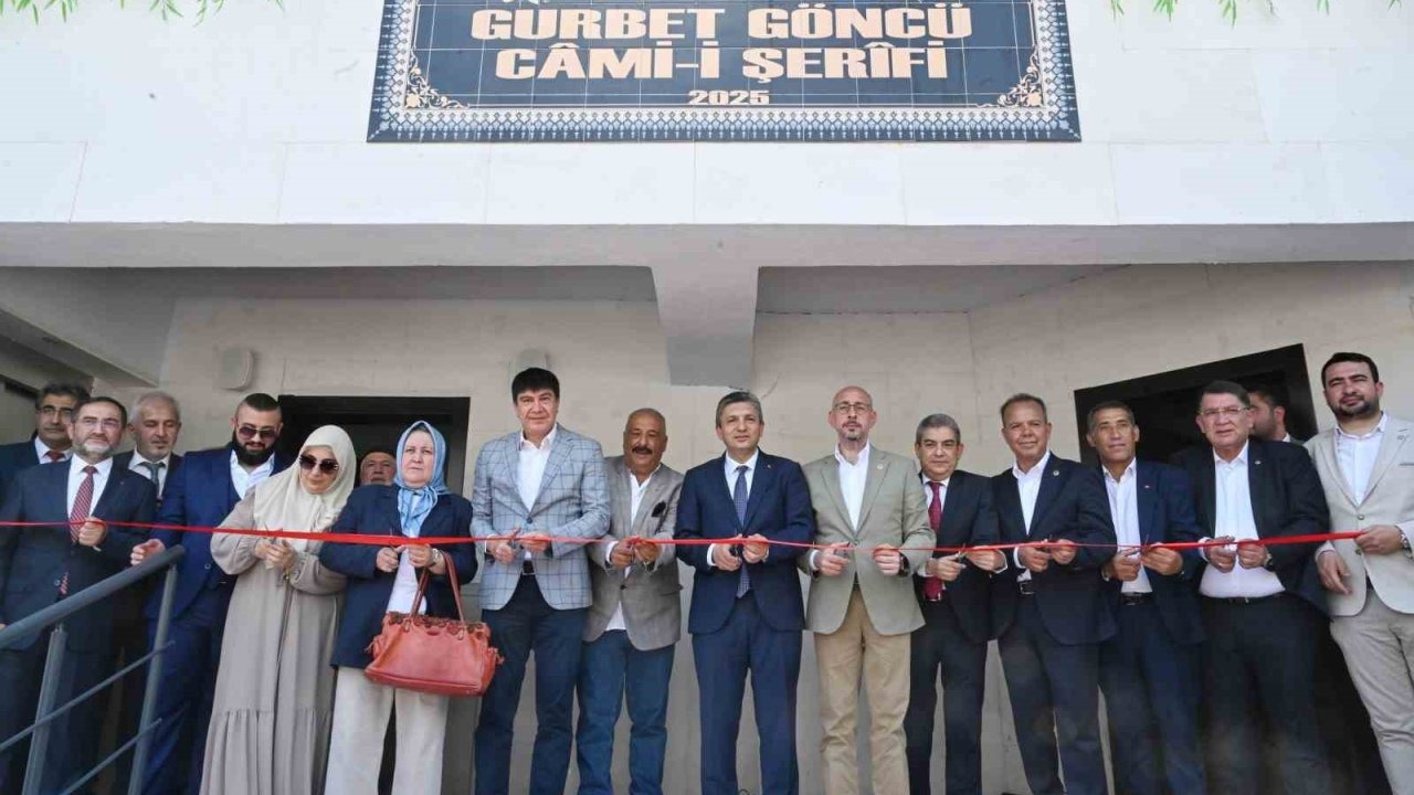 Gurbet Göncü Camii, dualarla hizmete açıldı