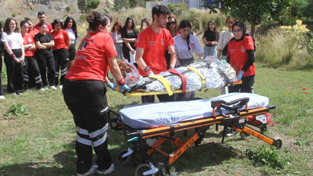 Fethiye’de gerçeğini aratmayan ’Acil Durum’ tatbikatı