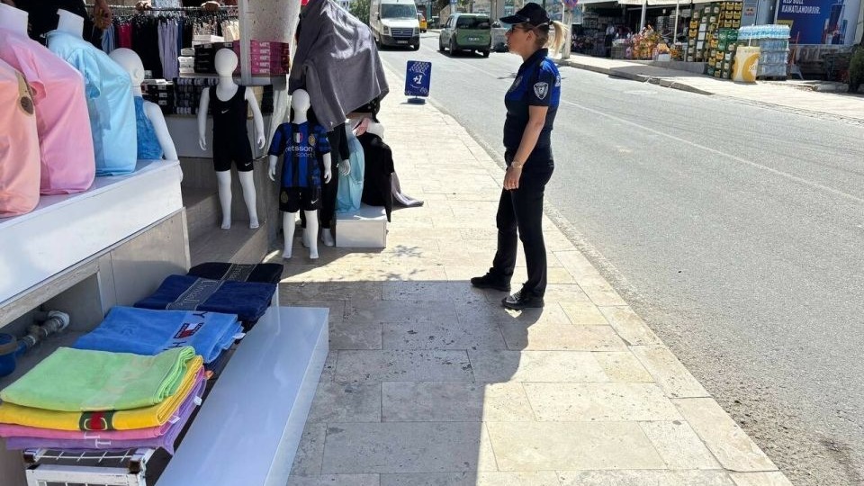Turgutreis’ten Yalıkavak’a Zabıta Teyakkuzda: Esnafa Uyarı ve Tutanak