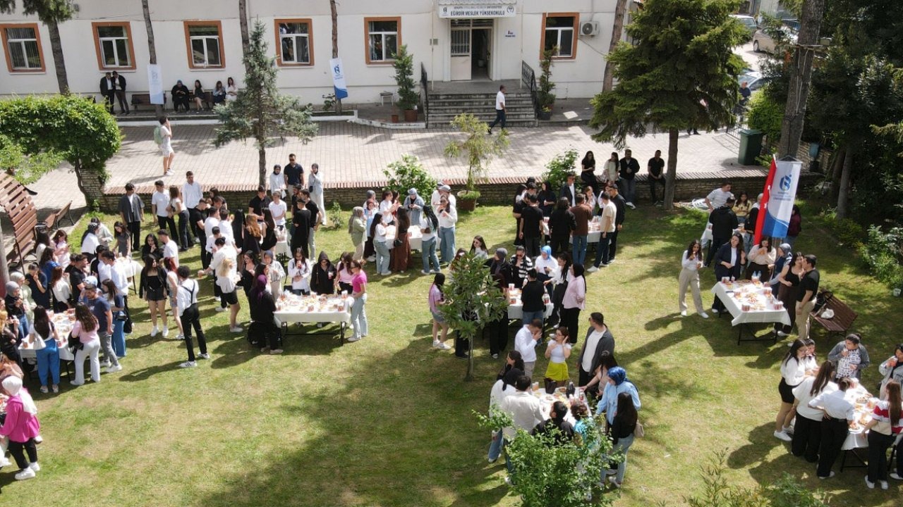 ISUBÜ Eğirdir MYO'da bahara merhaba coşkusu