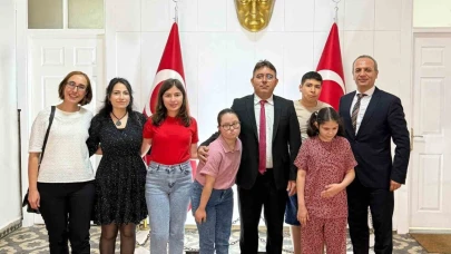 Kaymakam Kaya, özel öğrencileri ağırladı
