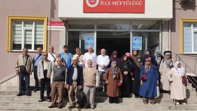 Bucak’ta Hac Heyecanı: 22 Kişilik Kafile Kutsal Topraklara Uğurlandı