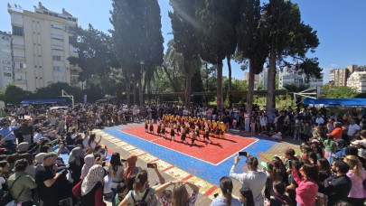 Hanım Ömer Çağıran Kermesinde Yok Yok