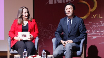 ANSİAD’da “Aile Kalmak, Şirket Olmak” Konusu Masaya Yatırıldı