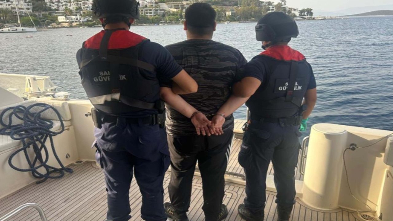 Cinayetten aranan 'Casper Çetesi' üyesi, yurt dışına kaçarken yakalandı
