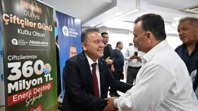 Başkan Böcek, Çiftçiler Günü’nde üreticilerle buluştu