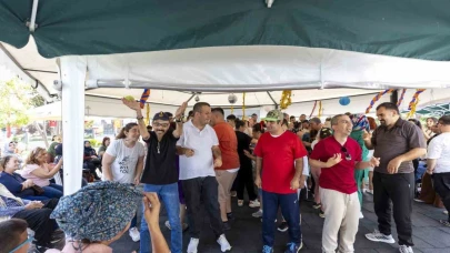 Özel bireyler nostaljik partide buluştu