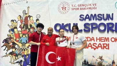 Gazi Anadolu Lisesi öğrencileri Türkiye şampiyonasında kürsüye çıktı