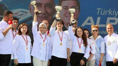 Datça MYO Aşçılık Öğrencileri Boat Star Chef’te Göz Kamaştırdı