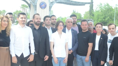 Üniversite Mezuniyet Tepkisi