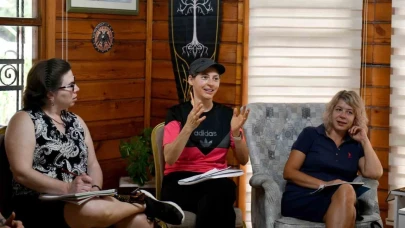 “Aşkım, Hayatım, Birtanem”: Türkçeye Aşık Yabancılar Muratpaşa’da Buluşuyor