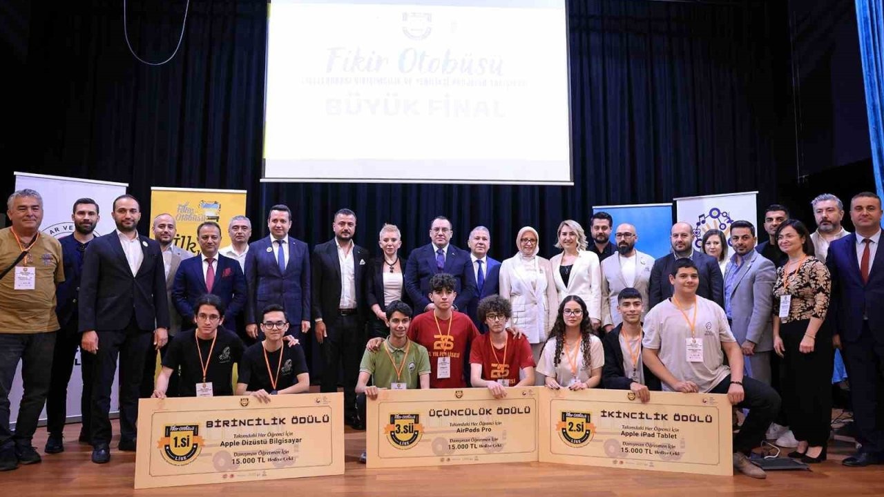 Fikir Otobüsü şampiyonları belli oldu