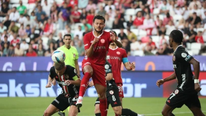 Antalyaspor ve Gaziantep FK Süper Lig’de Kalmayı Garantiledi