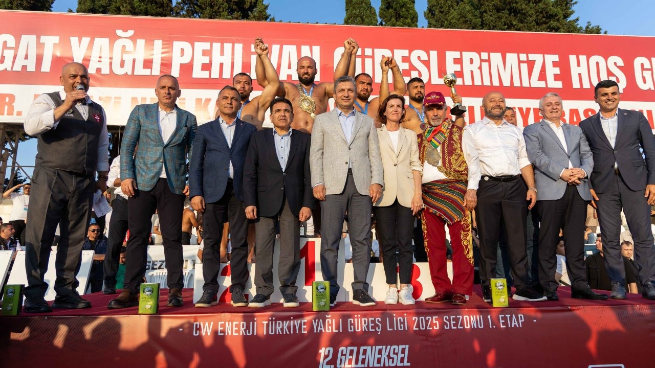 Manavgat'ta başpehlivan Orhan Okulu oldu