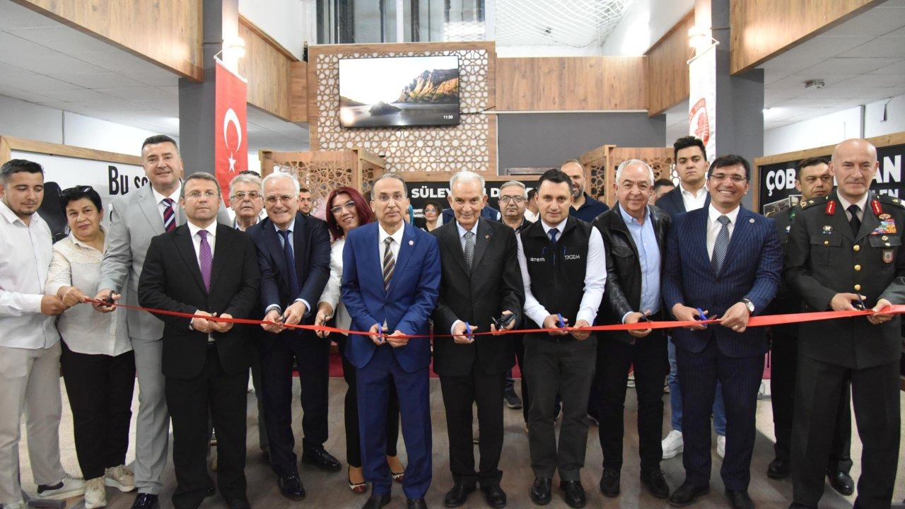 Süleyman Demirel Hatıra Müzesi açıldı