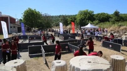 2025 Aile Yılı kapsamında labirent oryantiring etkinliği Stratonikeia Antik Kenti’nde gerçekleştirildi