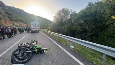 Isparta’da bariyerlere çarpan motosikletteki lise öğrencisi hayatını kaybetti