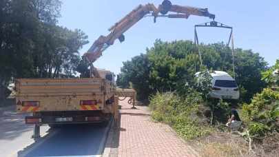 Antalya’da Tehlikeli Viraj: Aynı Noktada Peş Peşe 2 Kaza!