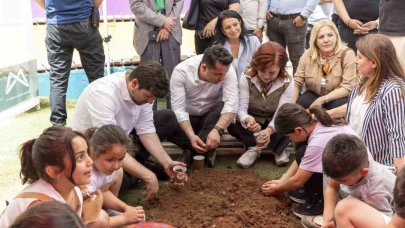 'Doğadan Al Doğaya Kat': Tarsus’ta İlk Tohum Takas Şenliği Yoğun İlgi Gördü
