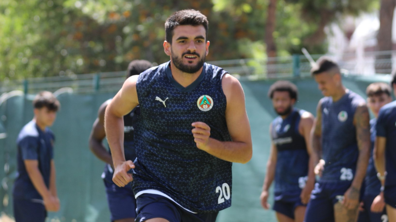 Alanyaspor, Konyaspor Deplasmanında Kritik Puan Peşinde! Muhtemel 11’ler