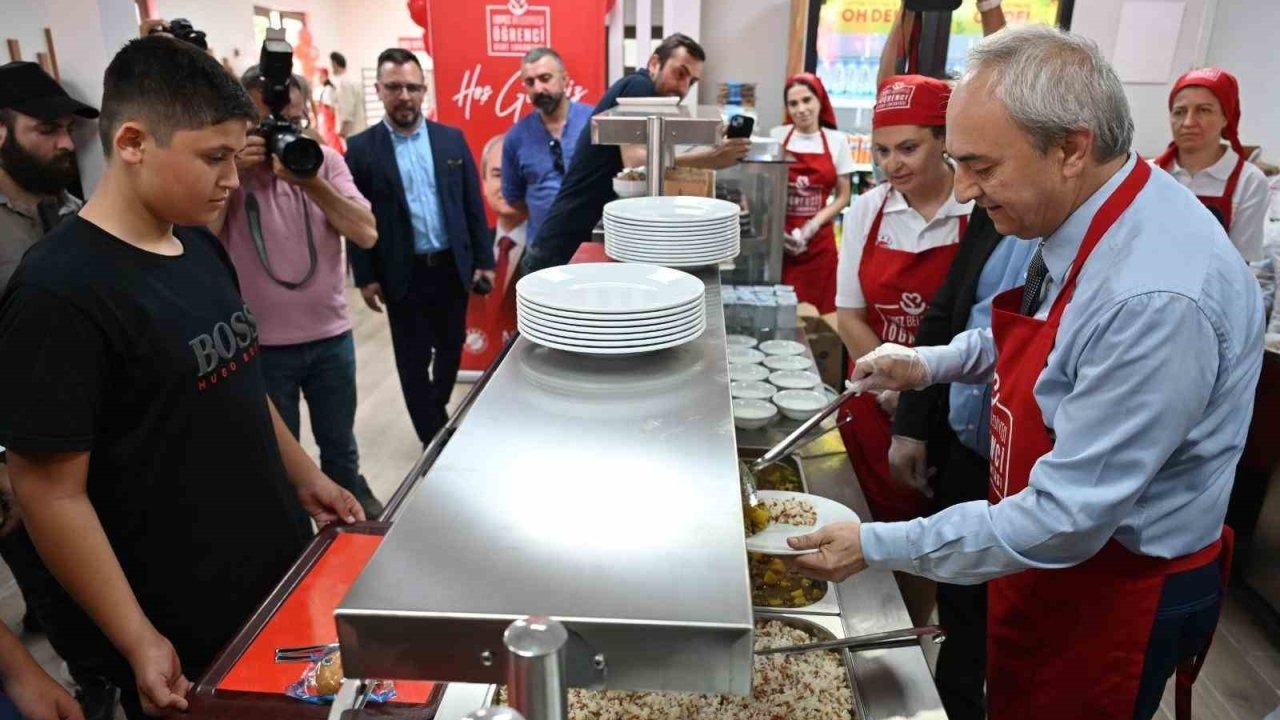 Kepez’de Öğrenci Kent Lokantası hizmete girdi