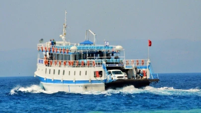 Bodrum'da feribot seferlerine fırtına engeli