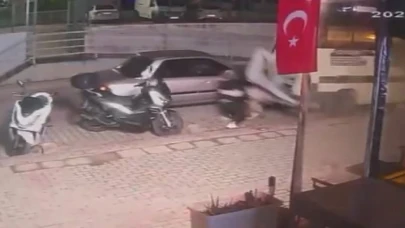 Sokakta tartıştığı kişilerin üzerine otomobil sürdü, gaza basıp kaçtı