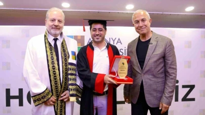 Alanya Üniversitesi 7. dönem mezunlarını törenle uğurladı