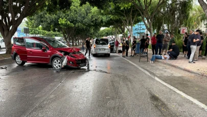 Yağış Kazayı Beraberinde Getirdi: Yaralılar Var!