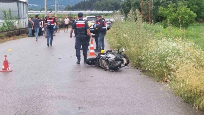 Otomobil ile motosikletin çarpıştığı kazada 1 kişi hayatını kaybetti