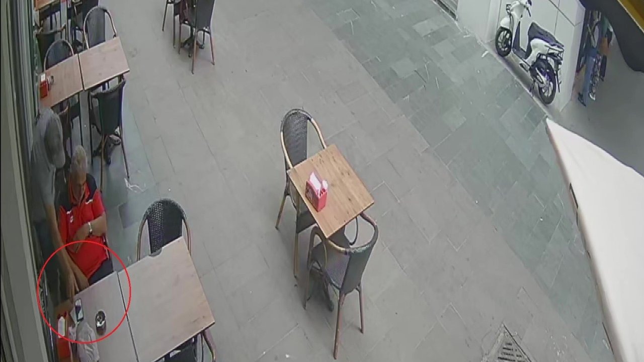 Simitçide uyudu, uyanınca neye uğradığını şaşırdı: "Adisyon fişini de almış"