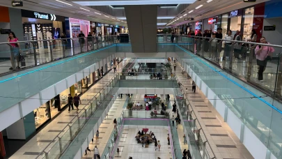 AVM’lerde Bayram Yoğunluğu Başladı