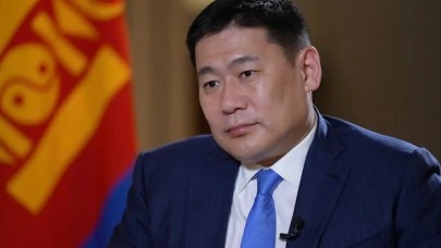 Moğolistan Başbakanı Görevinden İstifa Etti!