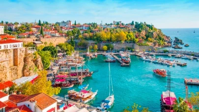 Antalya bayram edecek! Akın akın gelmeye başladılar, ekonomi canlanacak