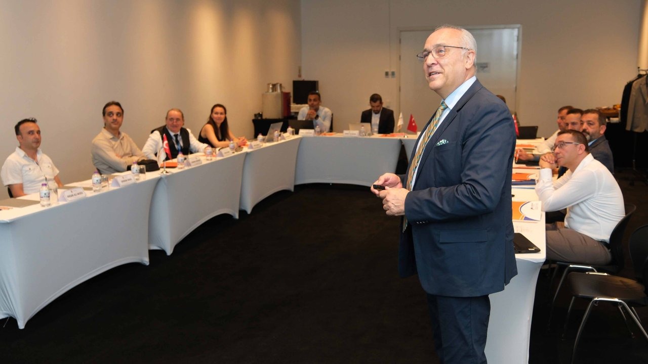 Büyükşehir’in raylı sistem yatırımları tanıtıldı