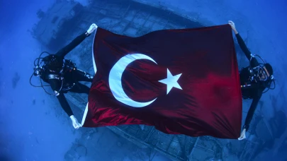 Kemer'in su altı güzellikleri dalış etkinlikleriyle gözler önüne serildi
