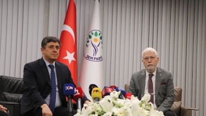 Siyasi partiler arasında bayramlaşma ziyaretleri