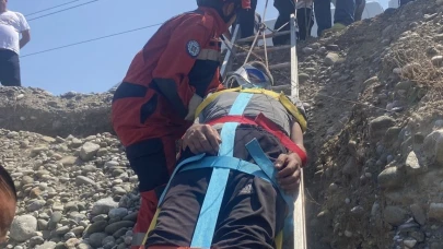 Ortaca’da uçurumdan düşen bir kişi kurtarıldı