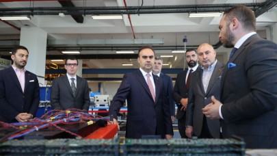 Bakan Kacır: Türkiye'nin savunma sanayine güç veren girişimlere destek olmaya devam edeceğiz