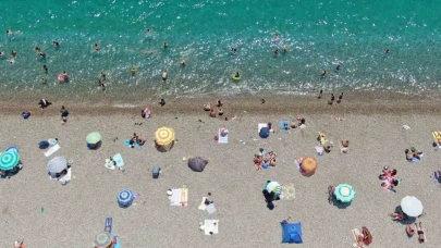 Antalya’da bayramın son günü sahiller doldu