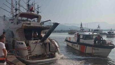 İskeledeki lüks yat alevlere teslim
