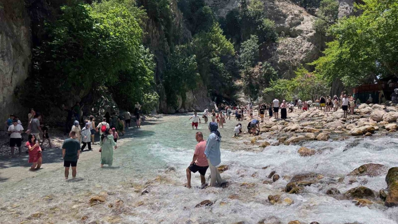 Muğla’daki 9 milli parka 4 günde 198 bin 372 ziyaretçi
