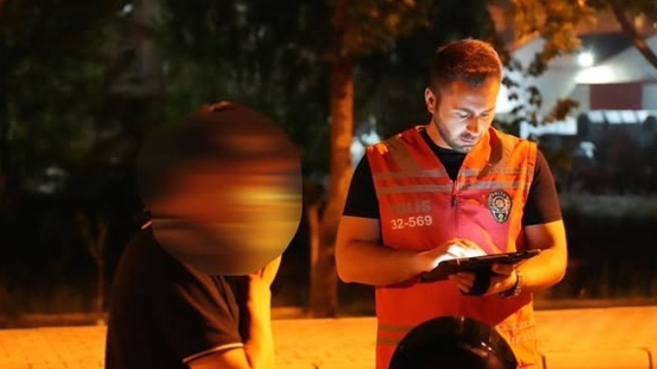 Isparta’da 1 saatlik asayiş ve trafik uygulamasında 236 kişi sorgulandı