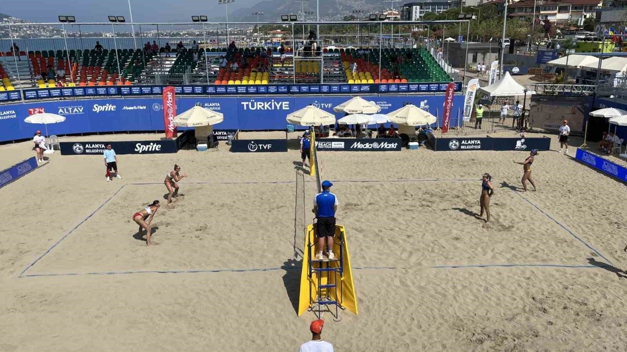 Alanya Dünya Plaj Voleybolu Pro Tur etabı başladı