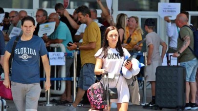 Turizmin kalbi Antalya’da atıyor! Rakamlar rekor kırdı