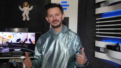 Türk DJ 55 bin fit’te müzik yaptı, Guinness Dünya Rekoru geldi
