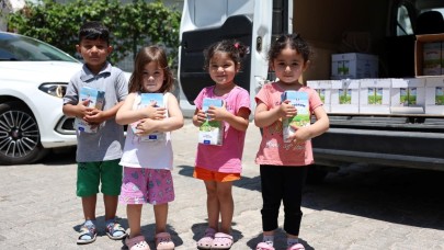 Bodrum'da 60 çocuğa daha Halk Süt ulaştırıldı